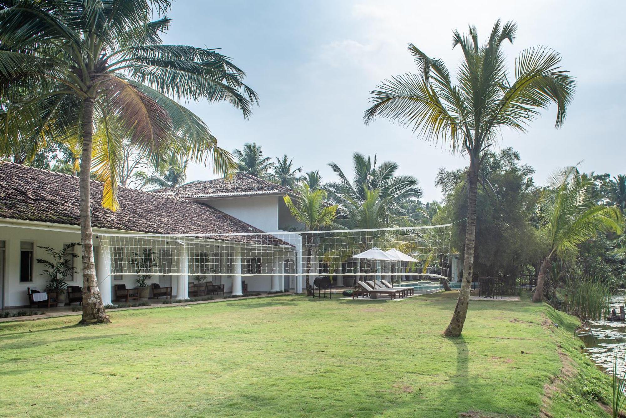 Good Story At Nirbana Island Bed & Breakfast Ahangama Exterior photo