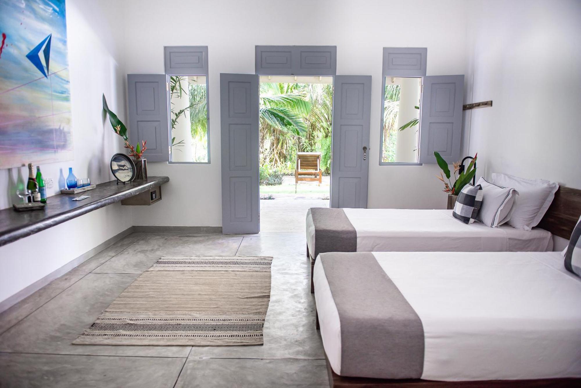 Good Story At Nirbana Island Bed & Breakfast Ahangama Exterior photo